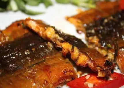 Hình ảnh Lươn nướng lá chanh