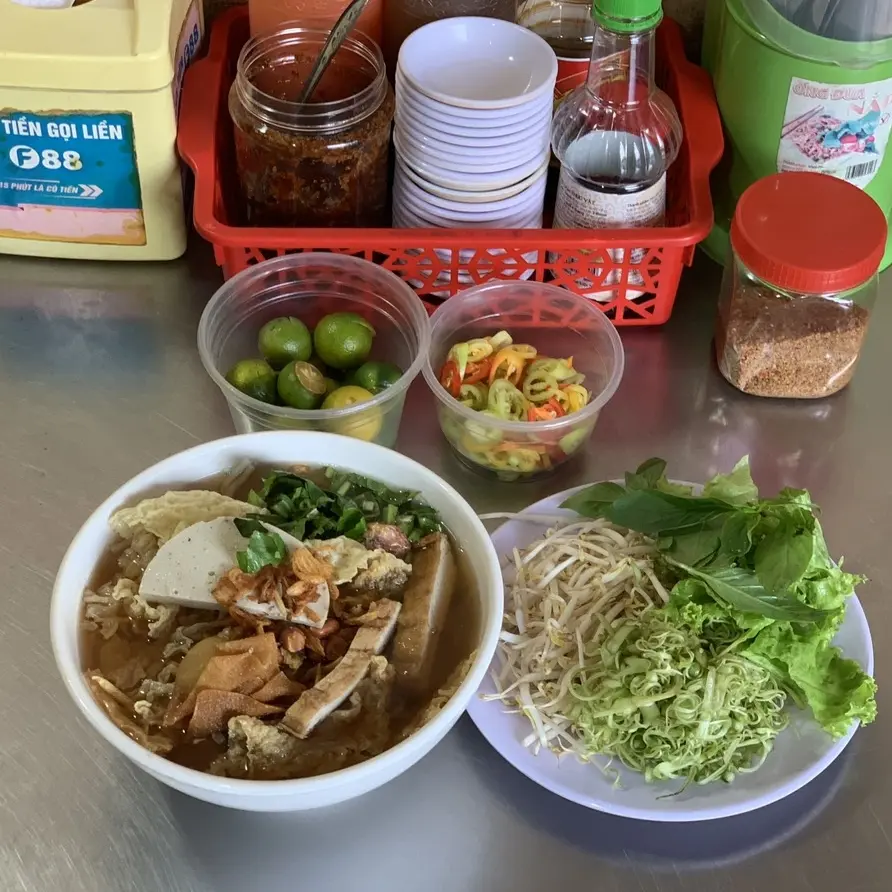 Hình ảnh Bún Huế chay