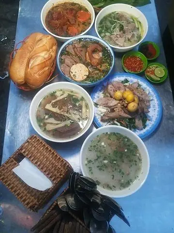 Hình ảnh Bánh mì bò kho