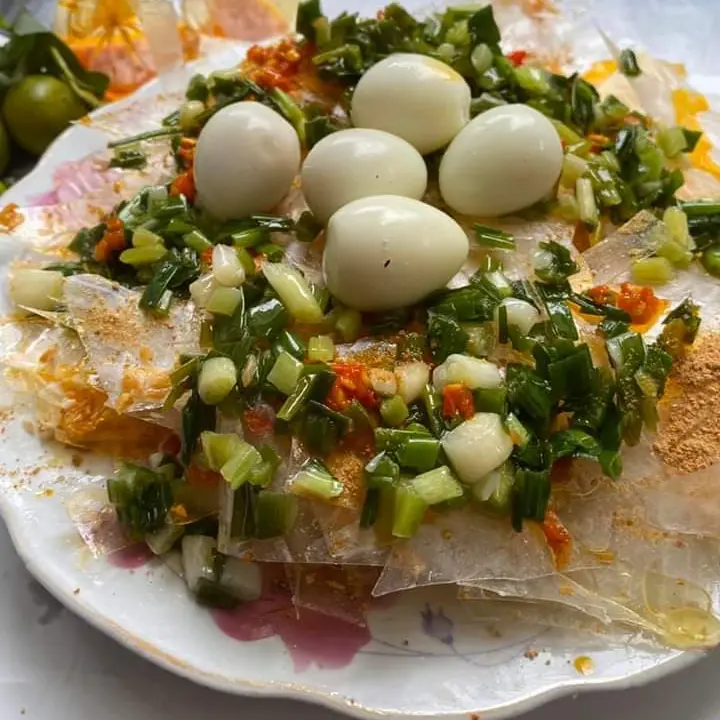 Hình ảnh Bánh Tráng Trộn Mỡ  Hành trứng 