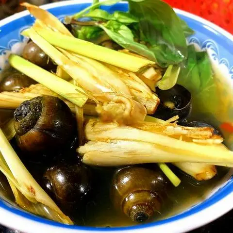 Hình ảnh Ốc bươu hấp sả