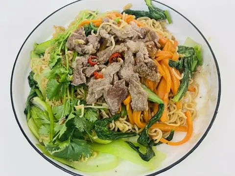 Hình ảnh Mì xào bò