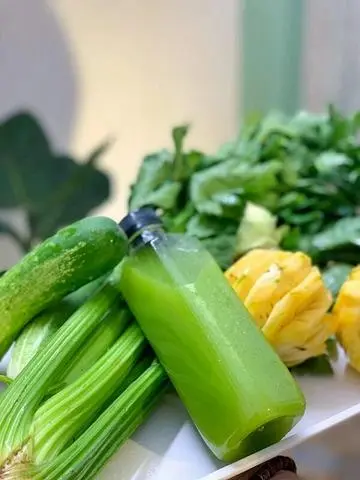 Hình ảnh Detox thơm mix cần tây ( chai )