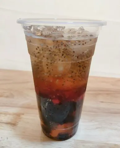 Hình ảnh Trà bí đao hạt chia (M)