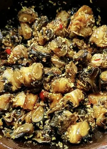 Hình ảnh Ốc xào sả ớt + cơm