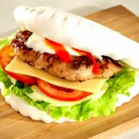 Hình ảnh Bánh bao kẹp burger thịt heo phô mai