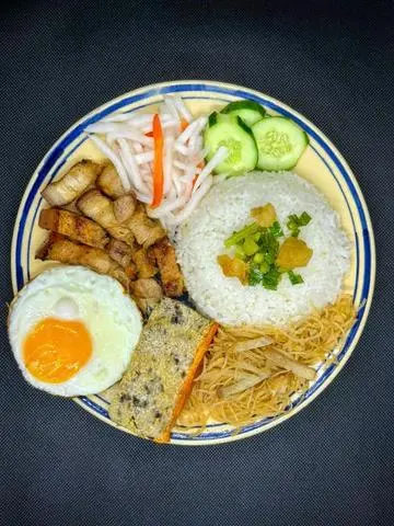 Hình ảnh Cơm ba rọi hợp phong