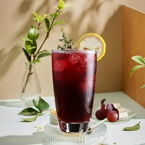Hình ảnh Trà nho đen - hạt nho nổ