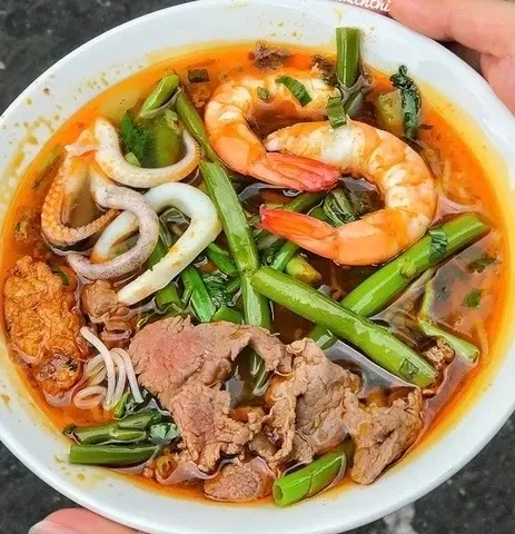 Hình ảnh Bún Thái bò