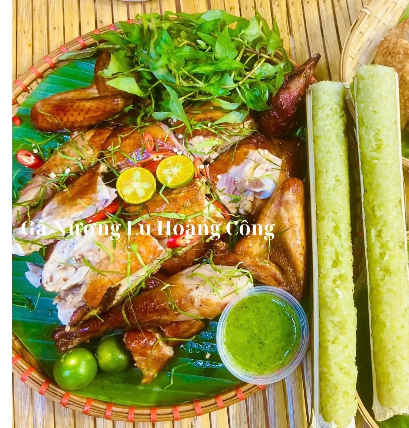 Hình ảnh Combo 1 Con Gà Nướng Lu + 2 Cơm Lam Ngũ Sắc