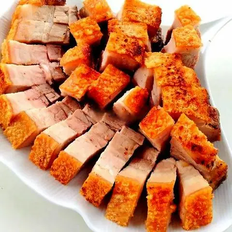Hình ảnh Heo Quay Thêm 100g 