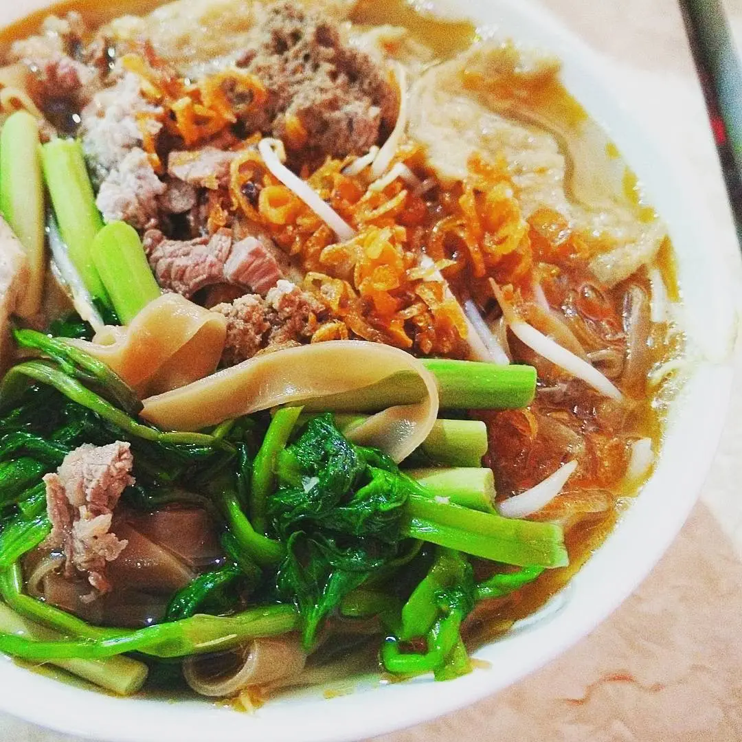 Hình ảnh Bánh đa chan bò đậu