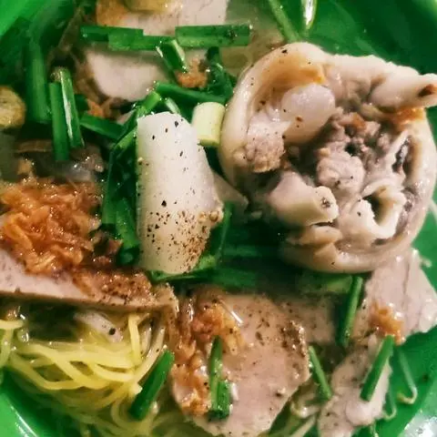 Hình ảnh Hủ tiếu Mì tươi giò heo 