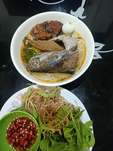 Hình ảnh Bún Đầu Cá Ngừ Tô Đặc Biệt 