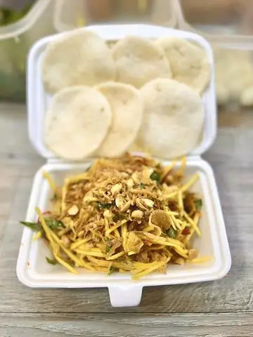 Hình ảnh Gỏi Xoài Bánh Phồng