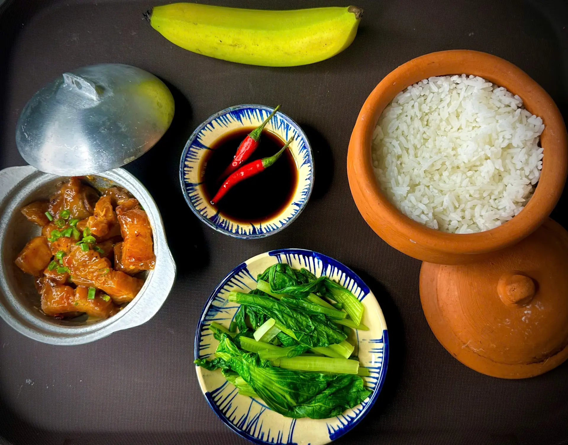 Hình ảnh Cơm thố béo Sườn xào chua ngọt