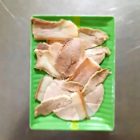 Hình ảnh Thịt luộc thêm