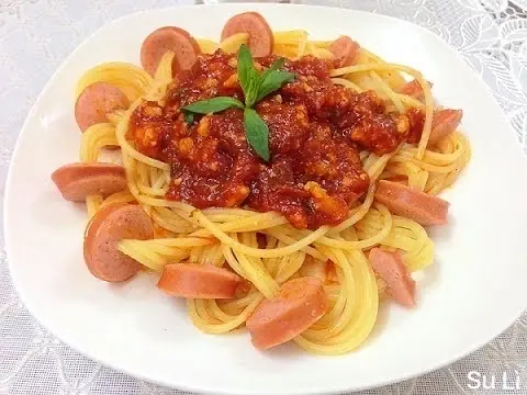 Hình ảnh Mì Ý sốt bò bằm - xúc xích
