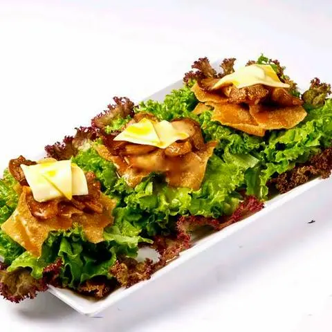 Hình ảnh Salad chanh dây phô mai chay