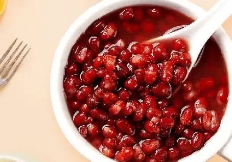 Hình ảnh Chè đậu đỏ cốt dừa