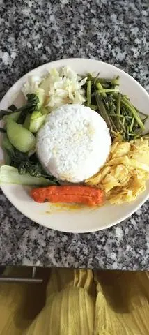 Hình ảnh Cơm xúc xích chay