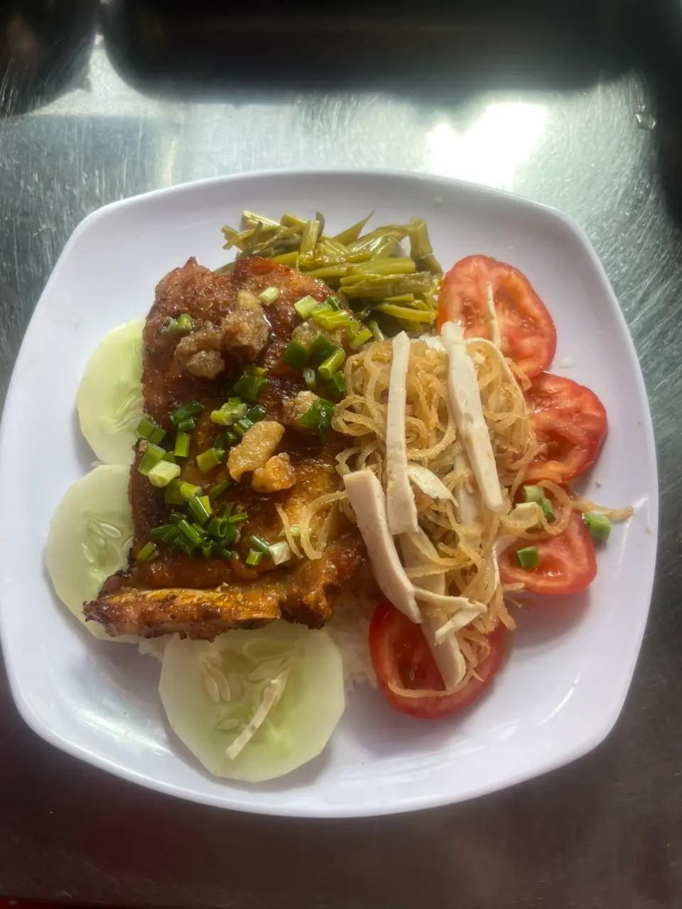 Hình ảnh Cơm Sườn Bì nướng thơm ngon