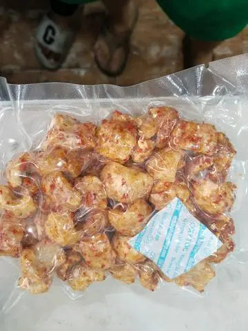 Hình ảnh Da heo mắm hành-bơ tỏi - phô mai ( gói lớn 65 gam)
