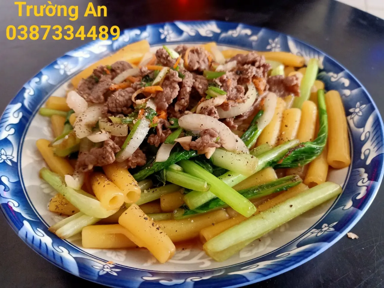 Hình ảnh Nui xào bò