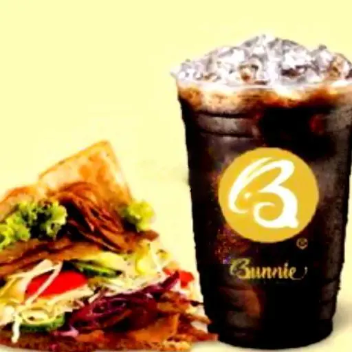 Hình ảnh Combo bánh mì kebab tam giác - cà phê sữa