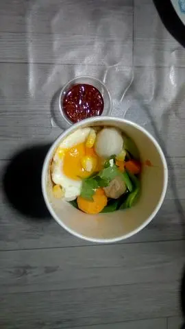 Hình ảnh Mì lẩu ly siêu cay
