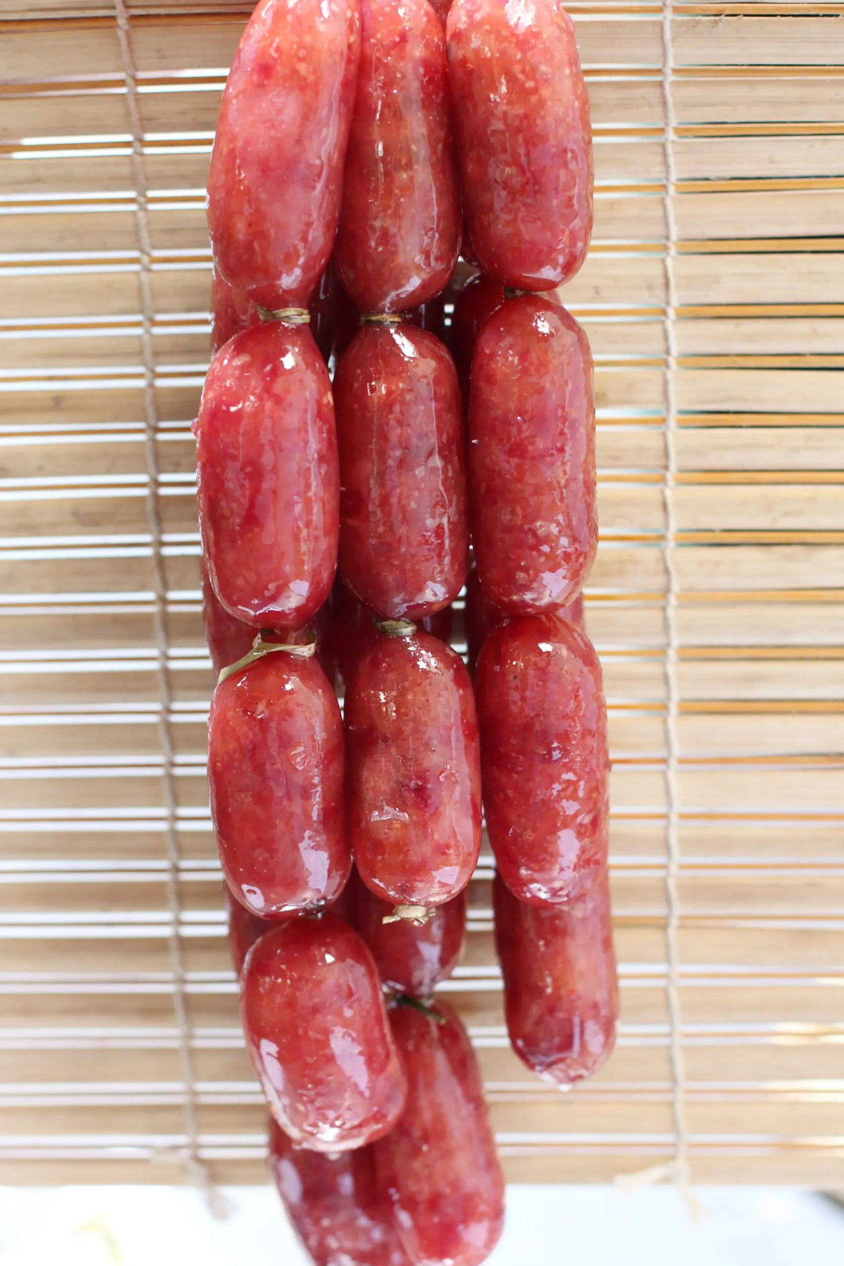 Hình ảnh Lạp Xưởng Chiên Thêm 