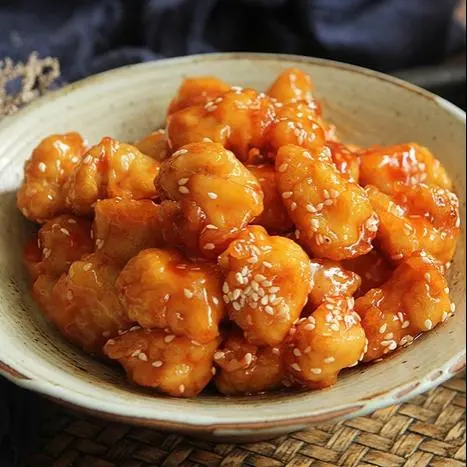 Hình ảnh Gà Viên Sốt Chua Ngọt