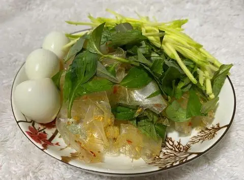 Hình ảnh Bánh tráng dẻo xoài