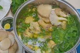 Hình ảnh Lẩu  Gà  Ớt Hiểm 1/2 Con.