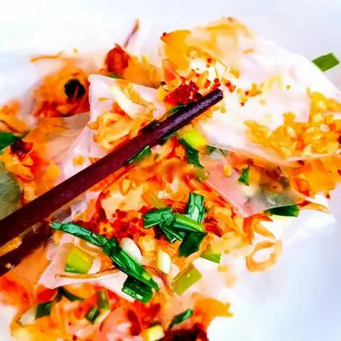 Hình ảnh Bánh tráng Satế - Hành tỏi - Mỡ hành