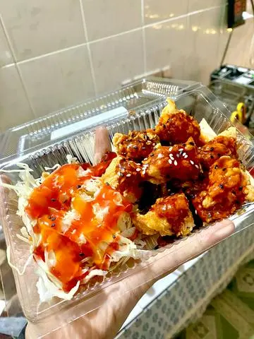 Hình ảnh Gà viên sốt cay