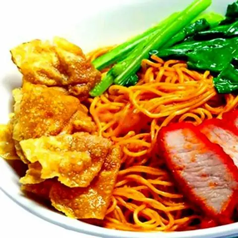 Hình ảnh Mì xào hoành thánh