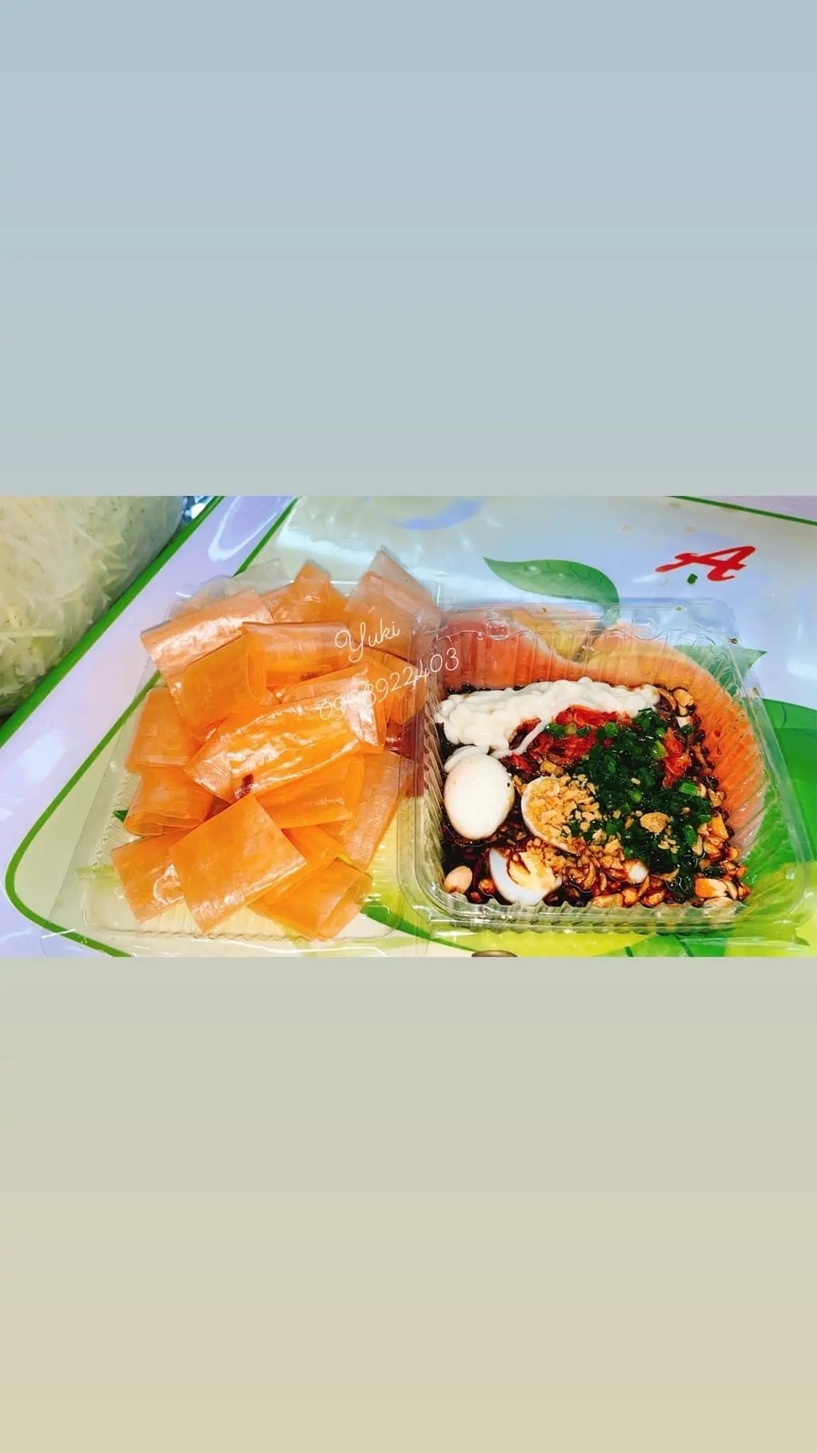 Hình ảnh Bánh Tráng Chấm Sốt Bò