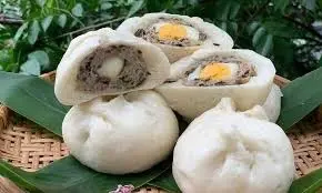 Hình ảnh Bánh bao 2 trứng cút và thịt