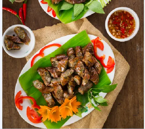 Hình ảnh Lòng rán và dồi chiên