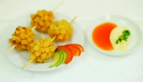 Hình ảnh Viên bánh mì hải sản sốt mayonaise ( 3 viên )