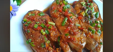 Hình ảnh Cơm cá hú kho