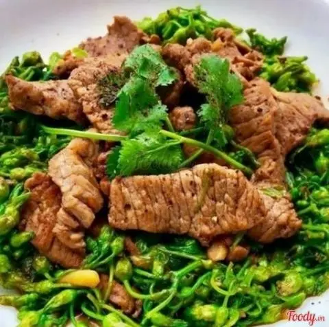 Hình ảnh  Cơm bò xào hoa thiên lý