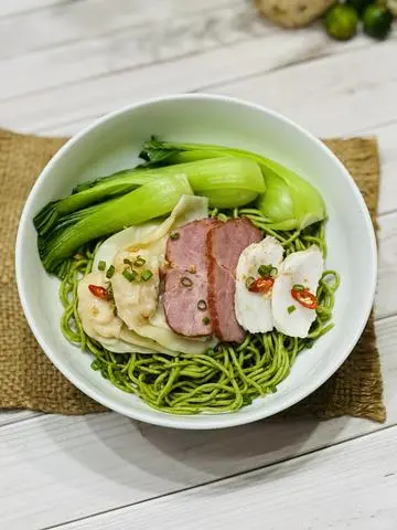 Hình ảnh Mì cá - sủi cảo tôm - xá xíu