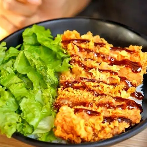 Hình ảnh Cơm gà xù sốt teriyaki