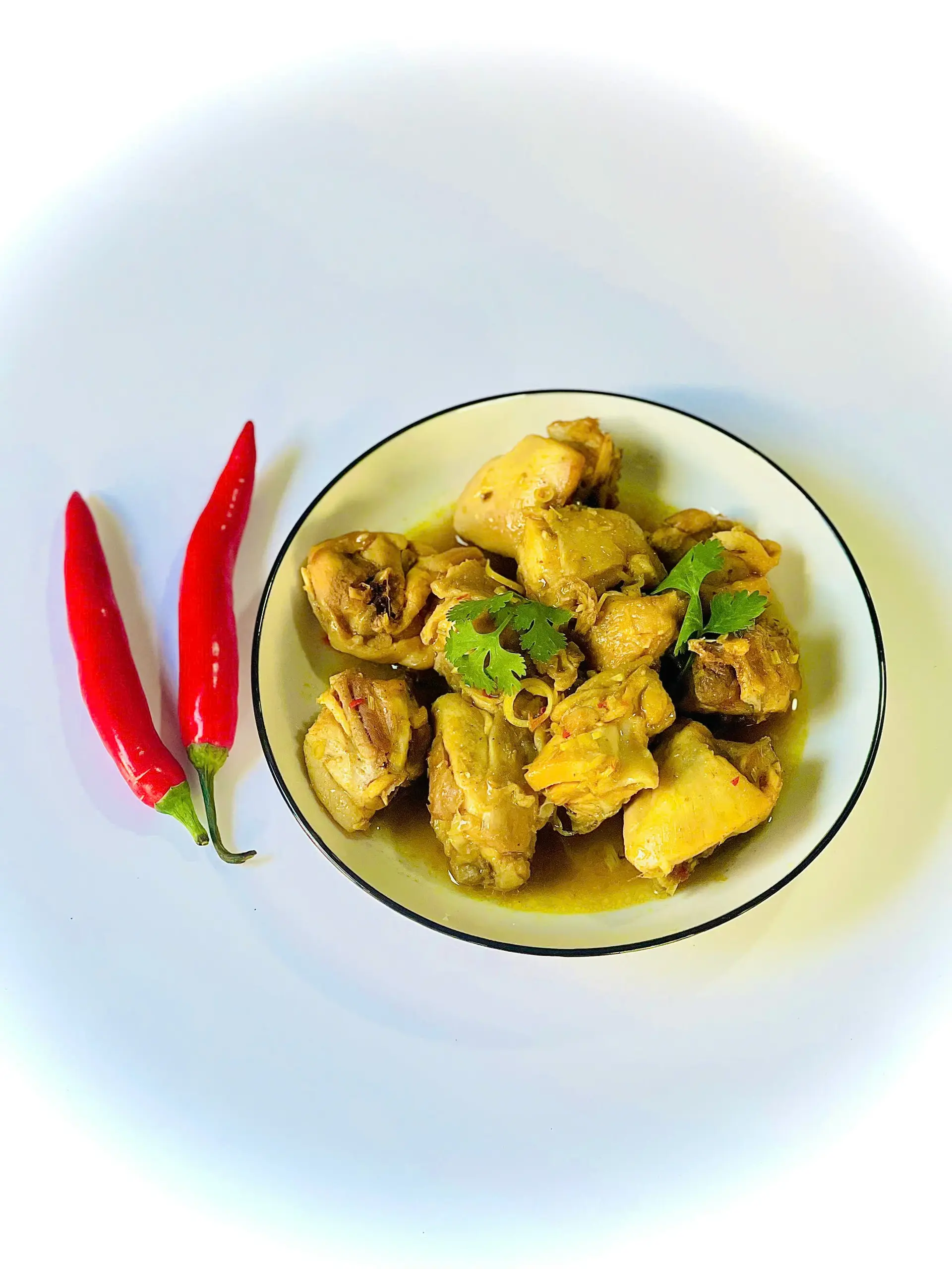 Hình ảnh Thêm: GÀ KHO SẢ ỚT (Không cơm)