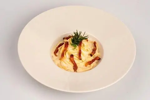 Hình ảnh Truffle carbonara spaghetti