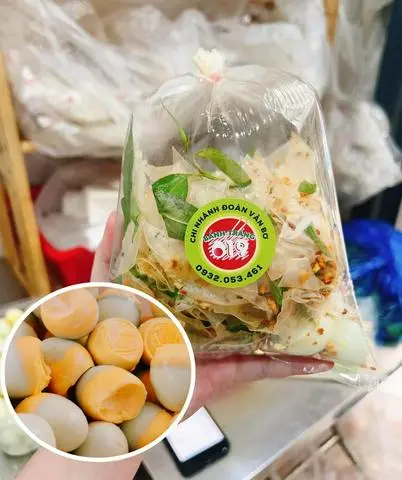 Hình ảnh Bánh Tráng Tỏi Lớn + Trứng Gà Vữa