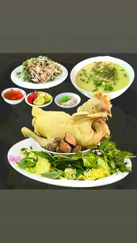 Hình ảnh Gà chặt nguyên con - Cháo gỏi- lòng mề
