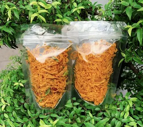 Hình ảnh Khô gà lá chanh - 100gr